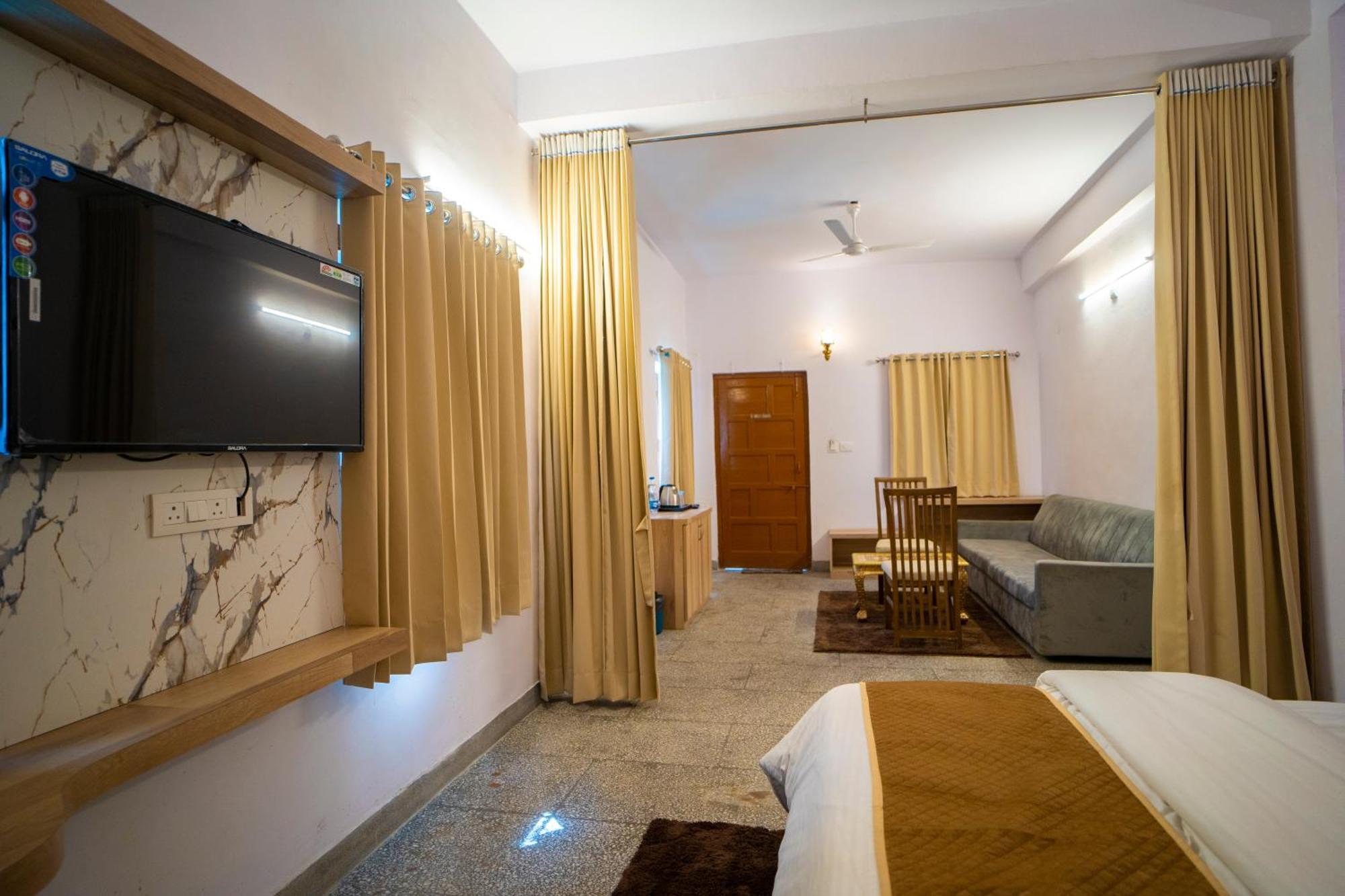 Devdarshan Hotel & Restaurant Udaipur Eksteriør bilde