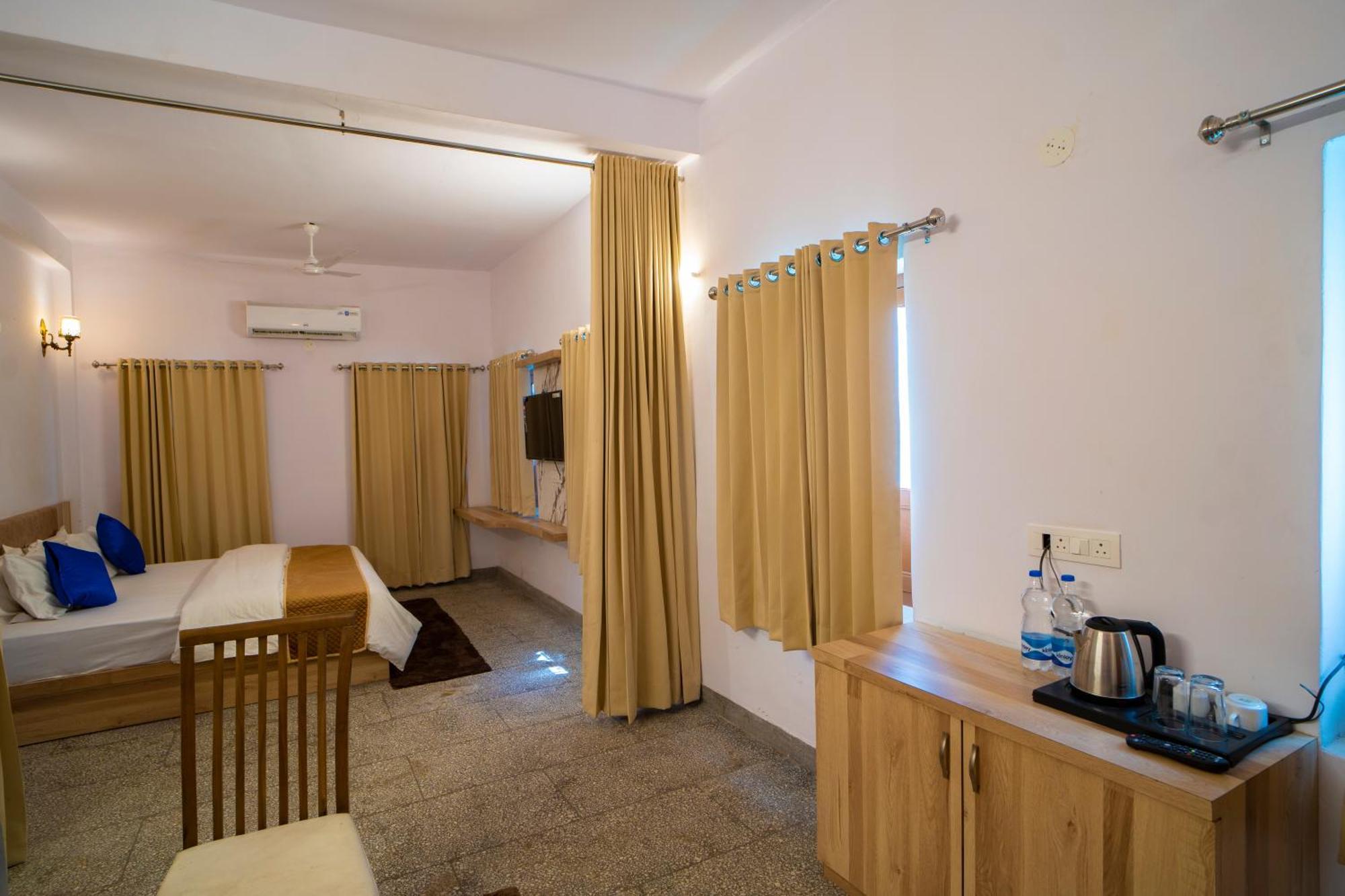 Devdarshan Hotel & Restaurant Udaipur Eksteriør bilde