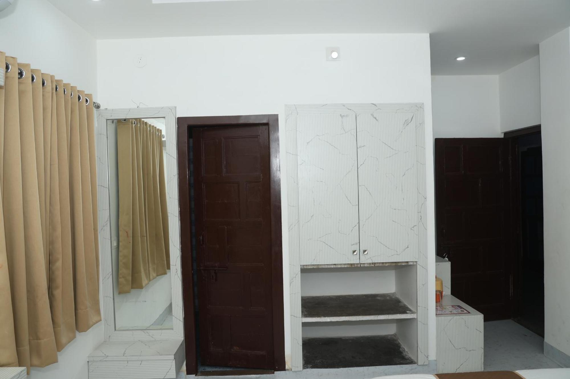 Devdarshan Hotel & Restaurant Udaipur Eksteriør bilde