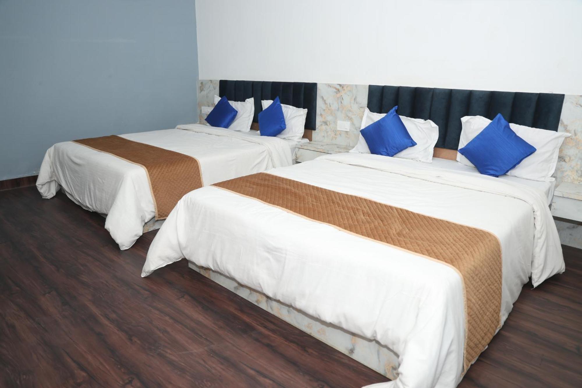 Devdarshan Hotel & Restaurant Udaipur Eksteriør bilde