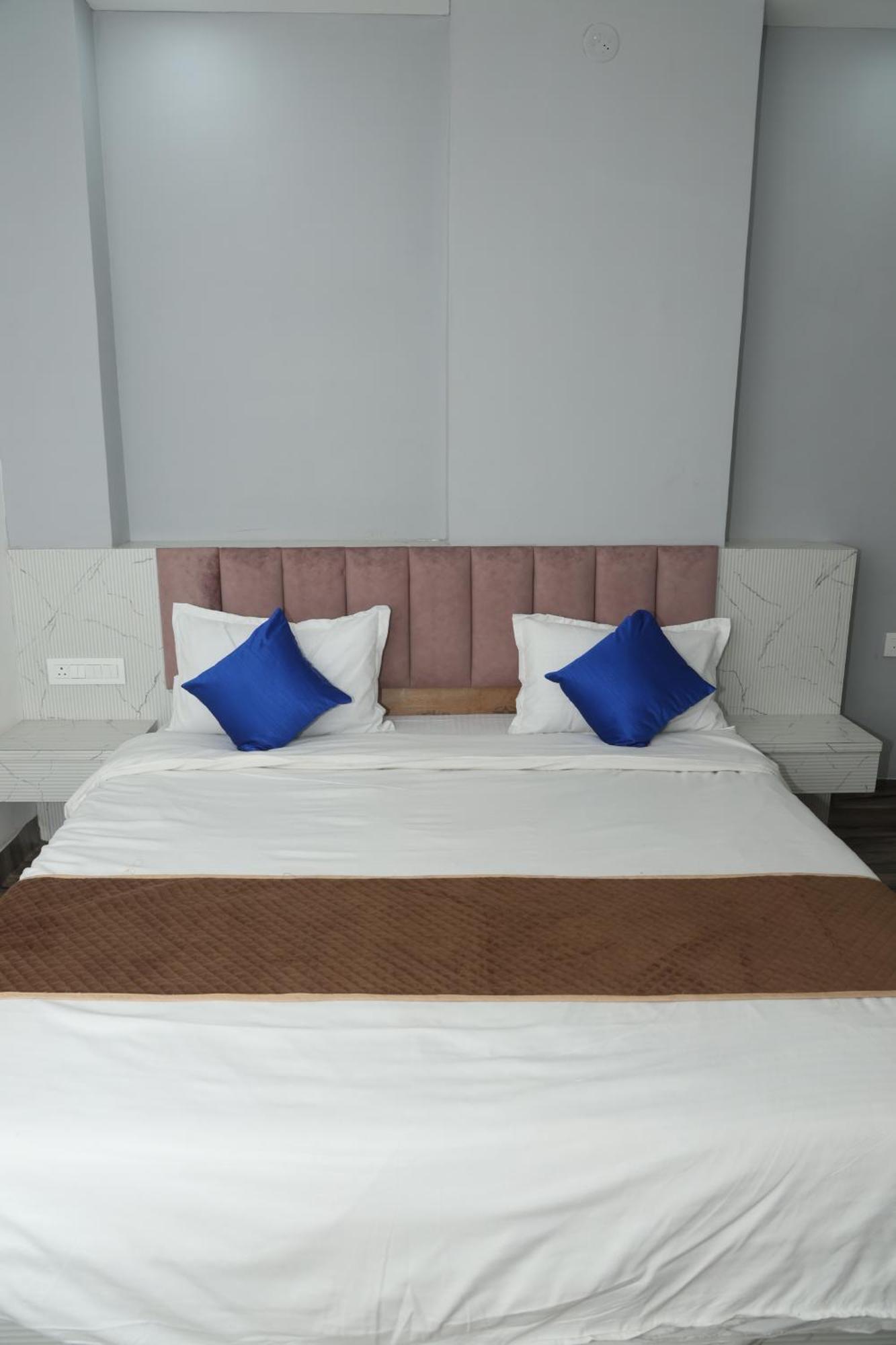 Devdarshan Hotel & Restaurant Udaipur Eksteriør bilde