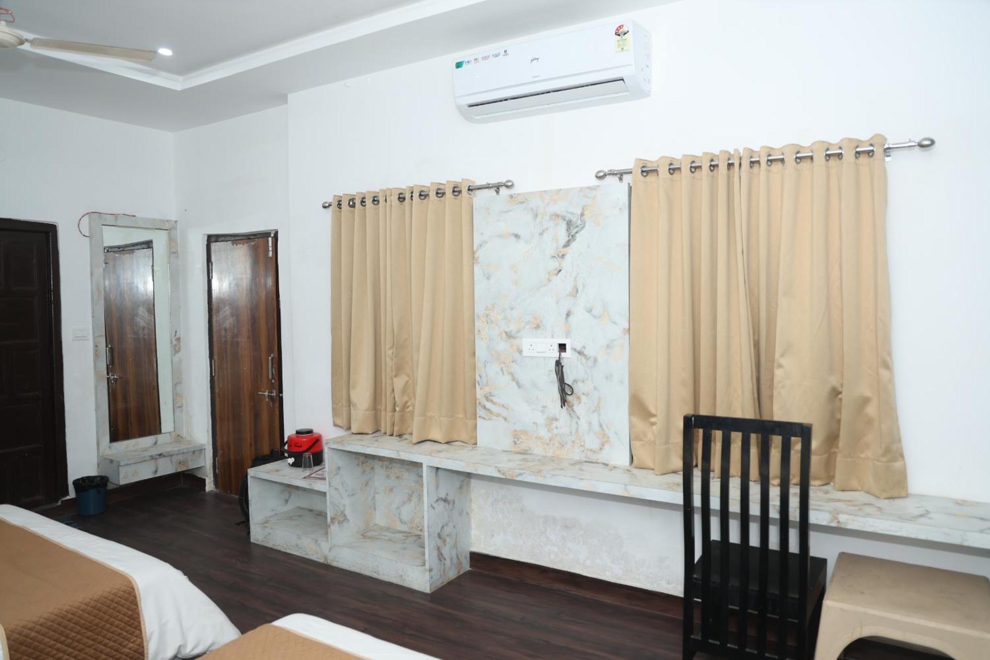 Devdarshan Hotel & Restaurant Udaipur Eksteriør bilde