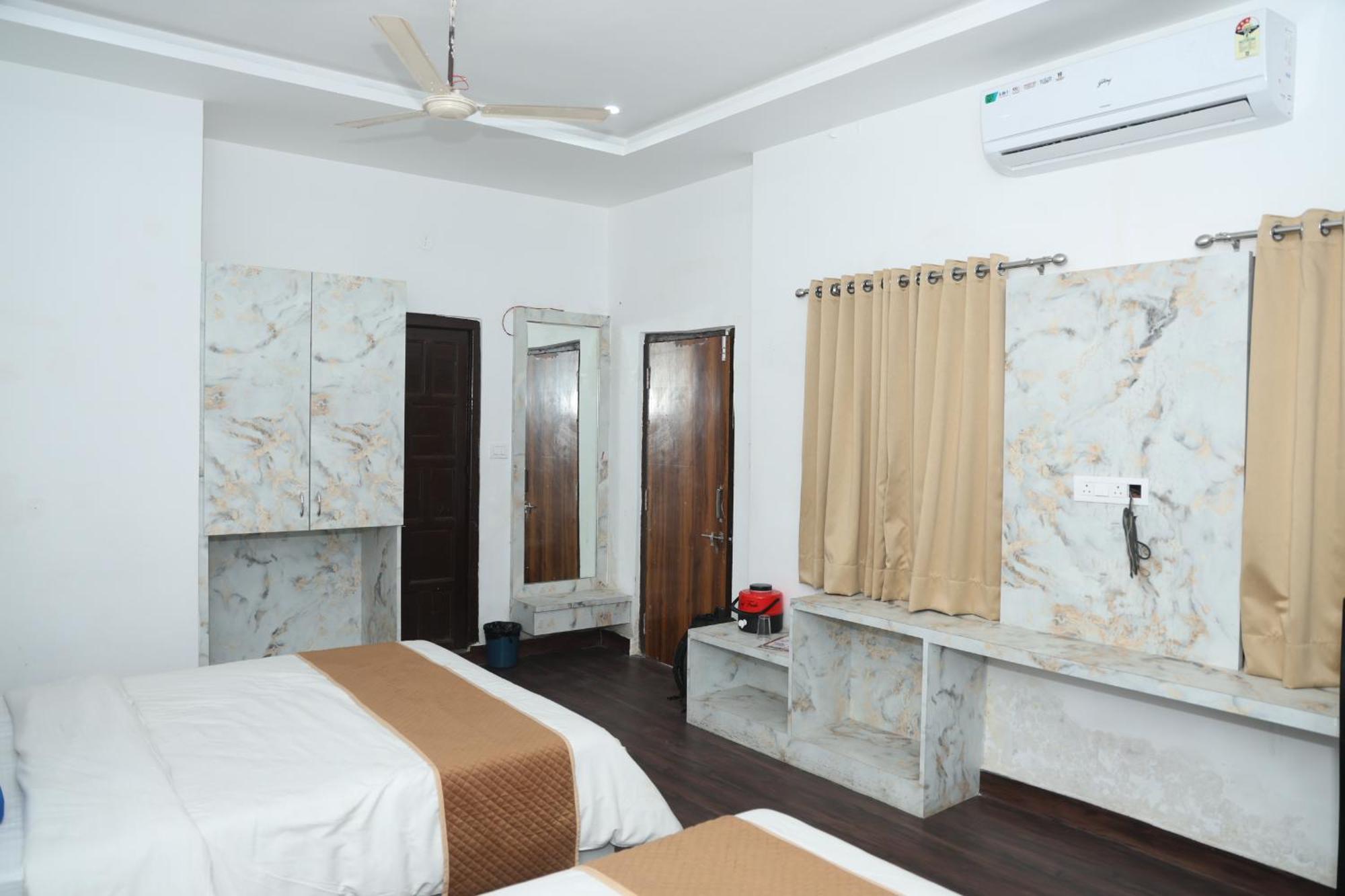 Devdarshan Hotel & Restaurant Udaipur Eksteriør bilde