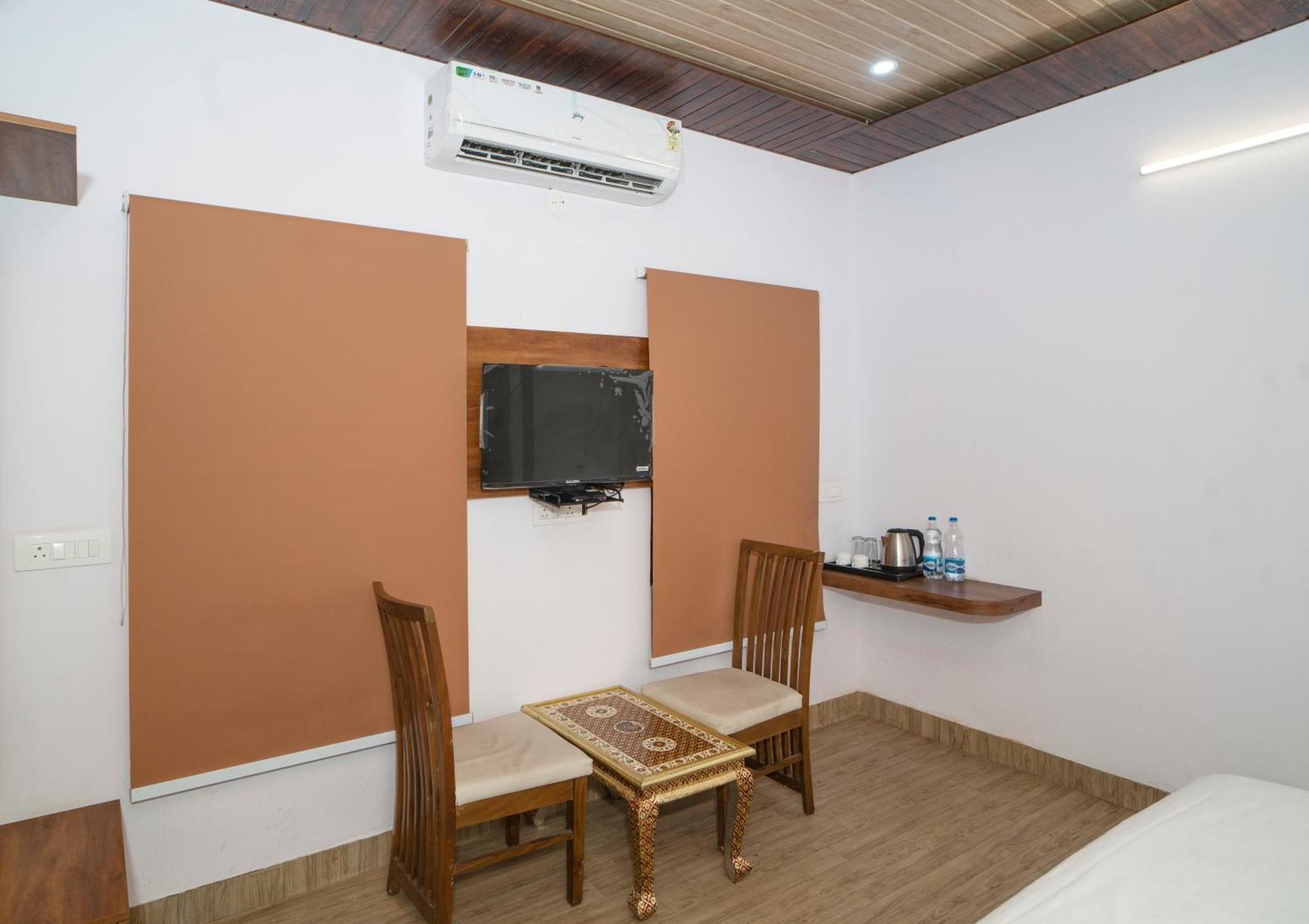 Devdarshan Hotel & Restaurant Udaipur Eksteriør bilde