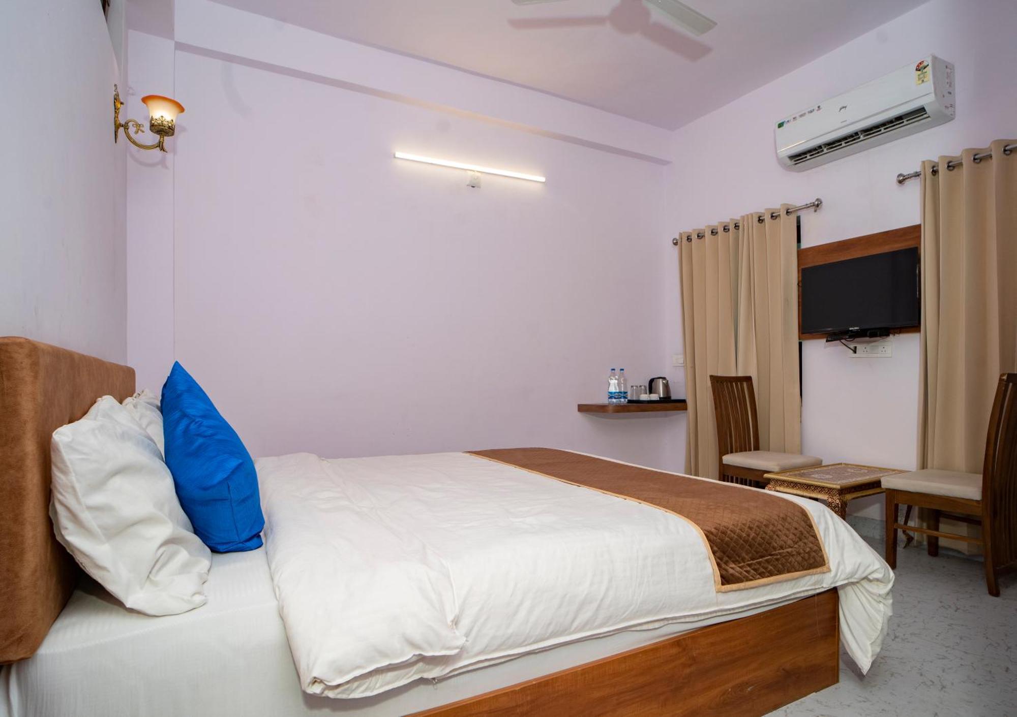 Devdarshan Hotel & Restaurant Udaipur Eksteriør bilde