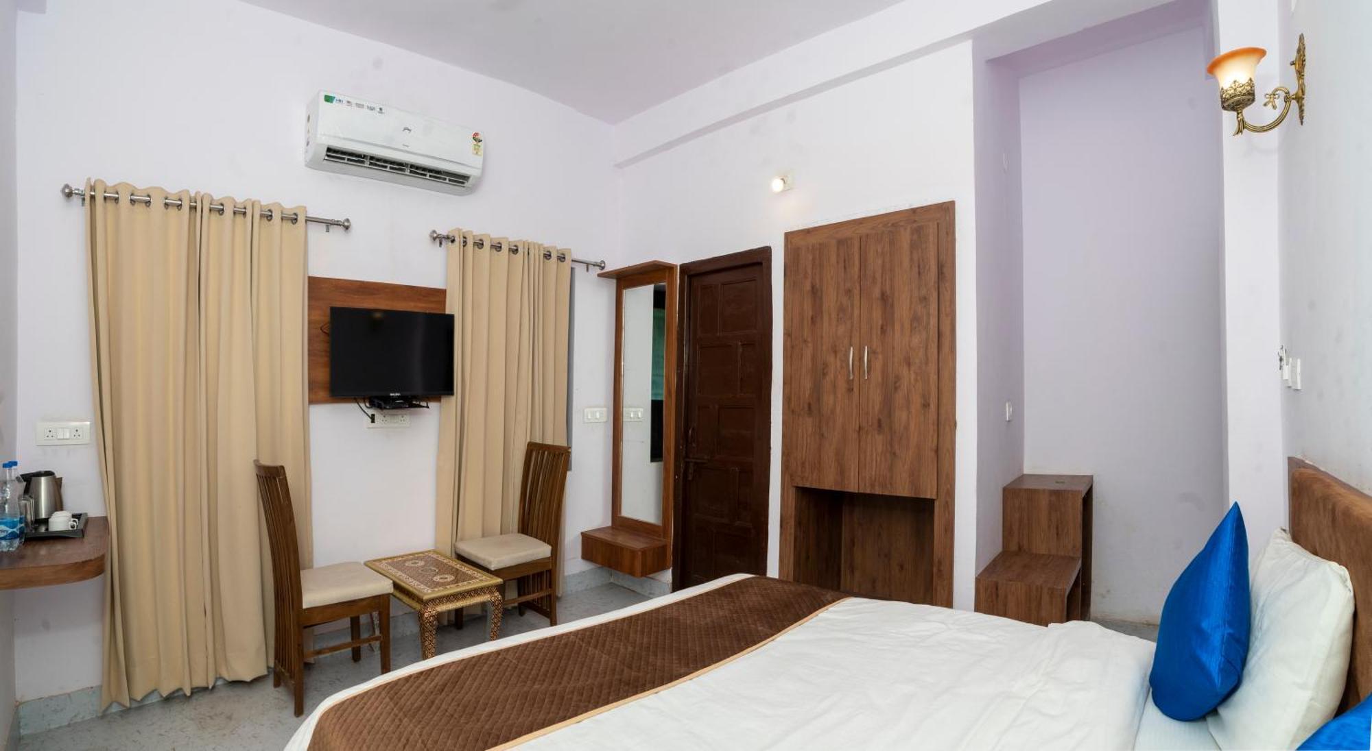 Devdarshan Hotel & Restaurant Udaipur Eksteriør bilde